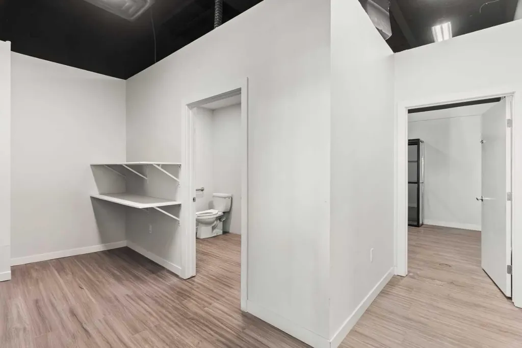 318 Nolanridge Crescent NW Calgary AB T3R 1W9