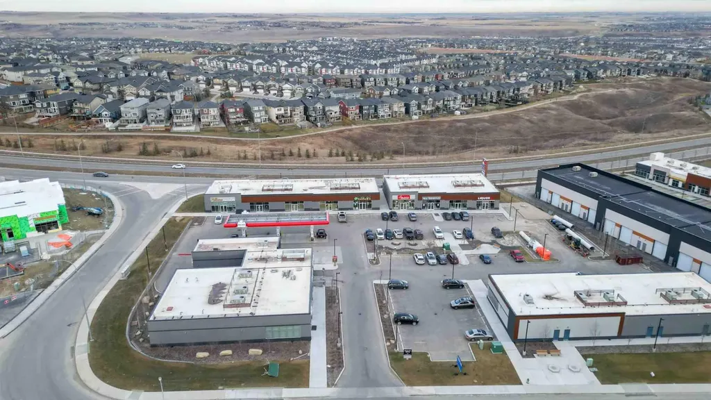 318 Nolanridge Crescent NW Calgary AB T3R 1W9