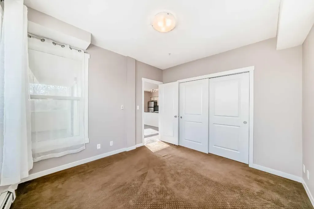 1740 9 Street NW Calgary AB T2M4Z5