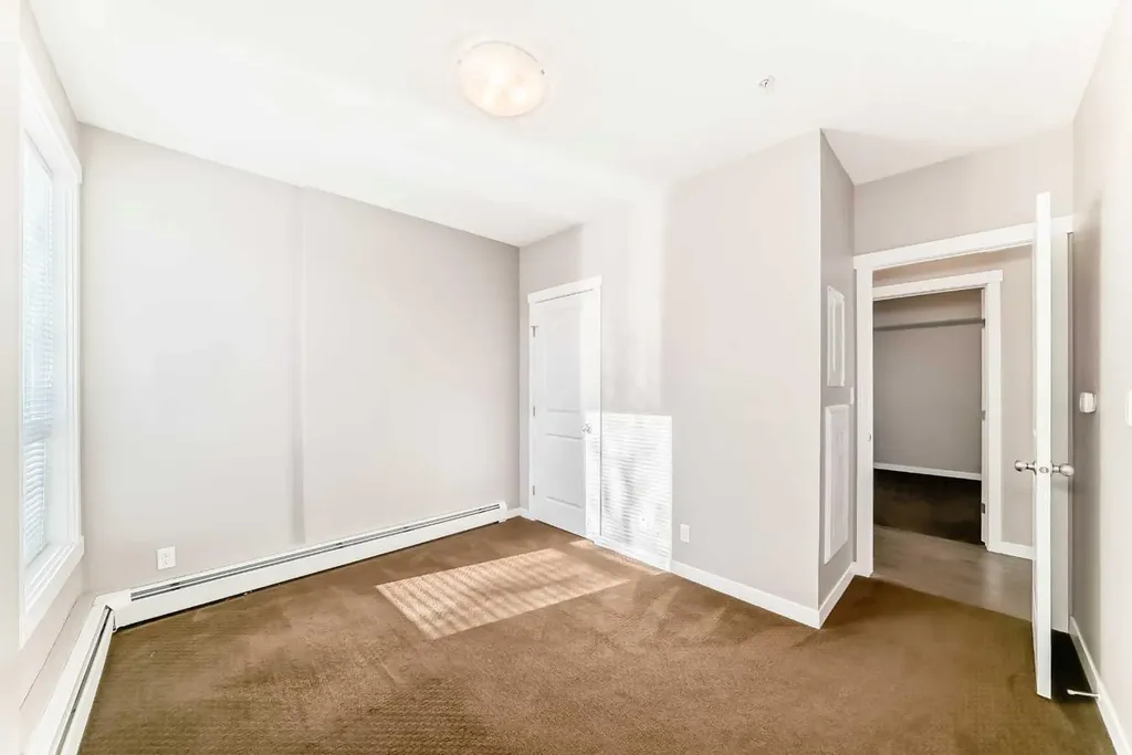 1740 9 Street NW Calgary AB T2M4Z5