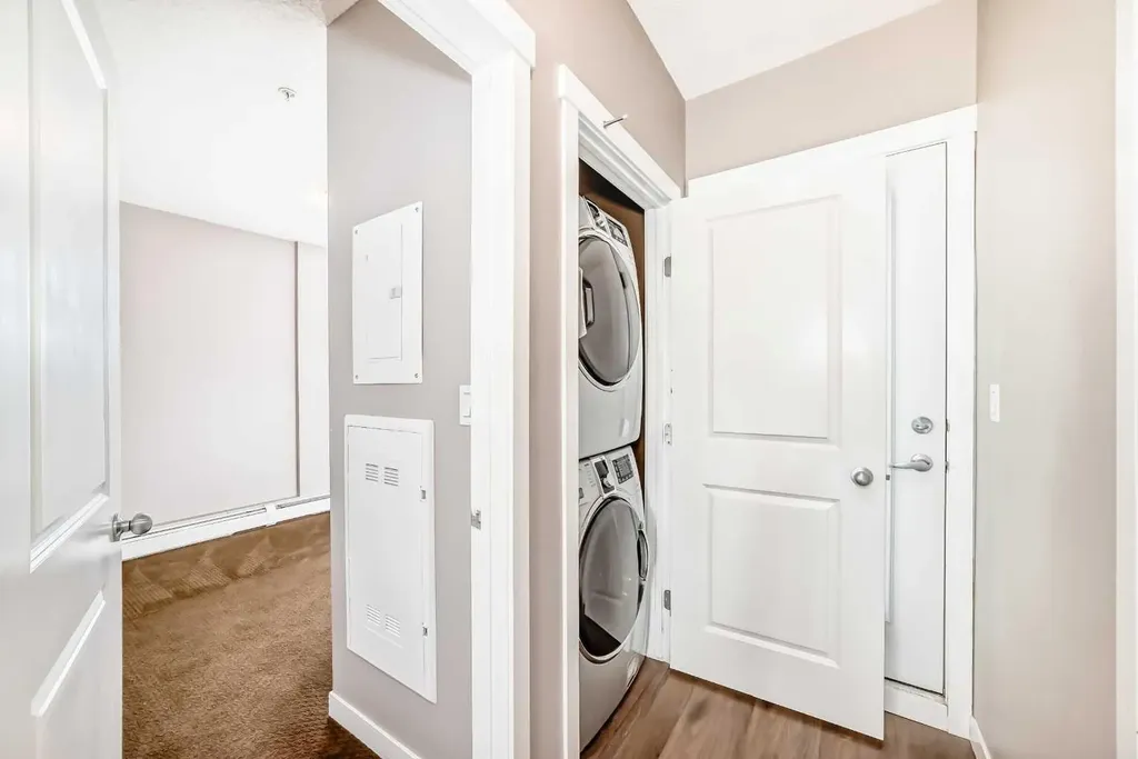 1740 9 Street NW Calgary AB T2M4Z5