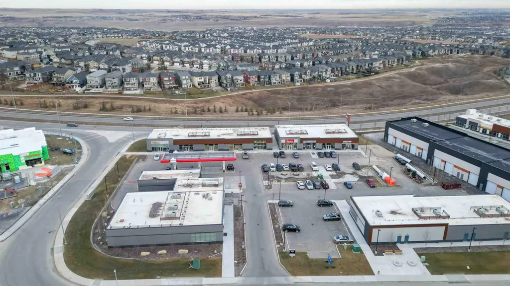 318 Nolanridge Crescent NW Calgary AB T3R 1W9