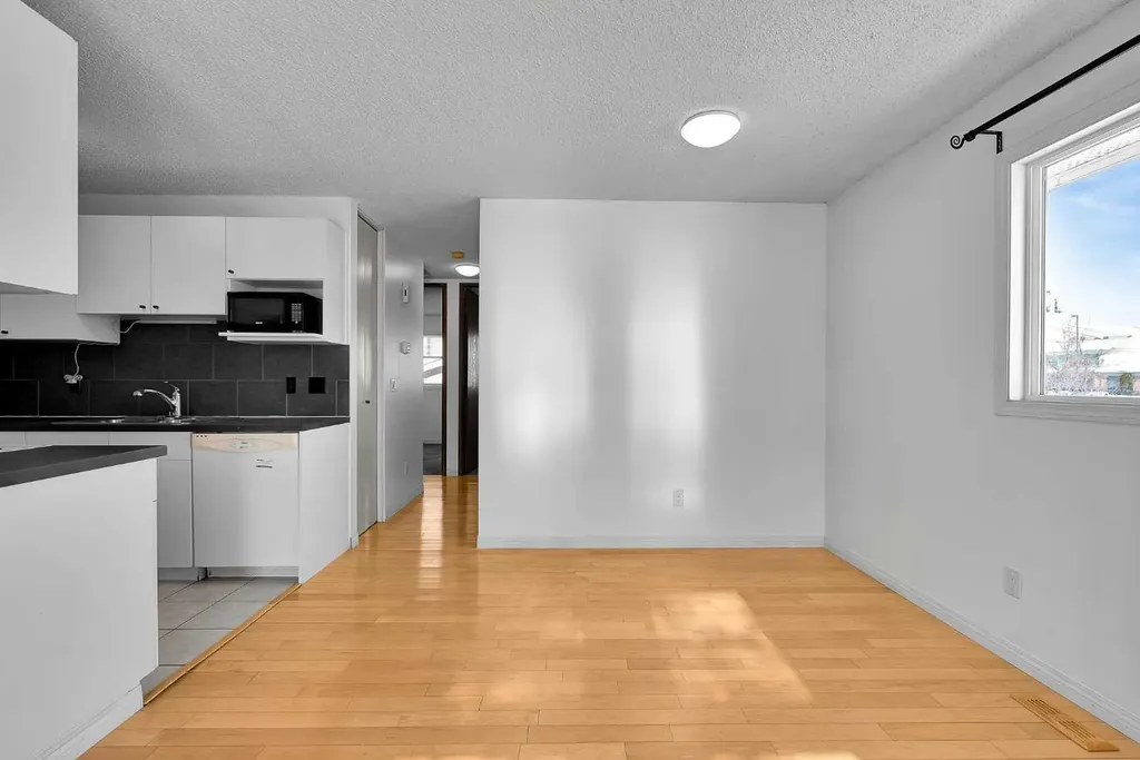 295 Edgepark Boulevard NW Calgary AB T3A4K4