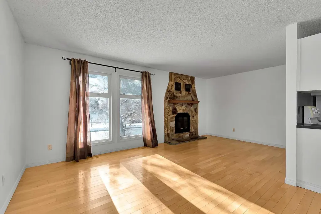 295 Edgepark Boulevard NW Calgary AB T3A4K4