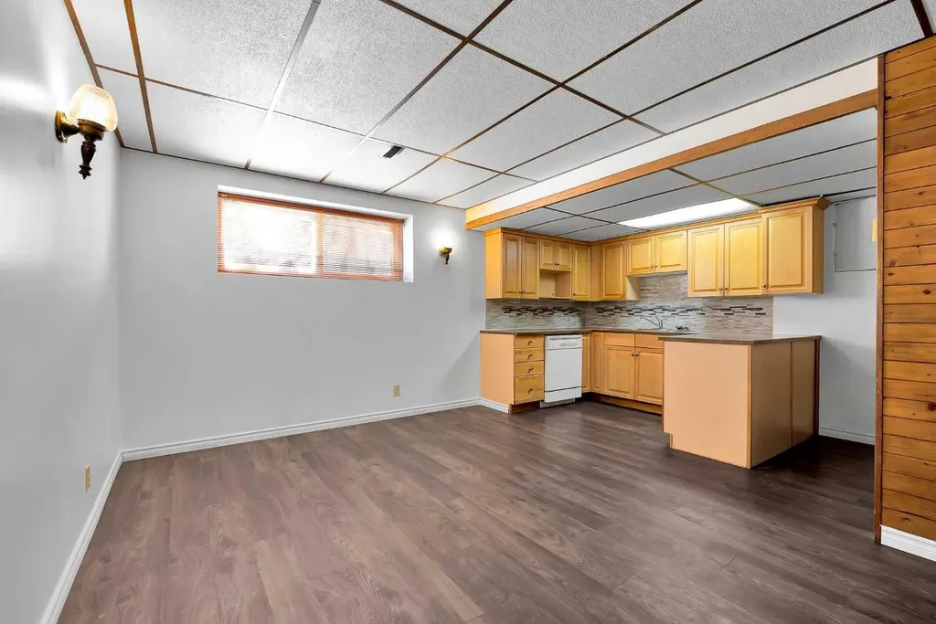 295 Edgepark Boulevard NW Calgary AB T3A4K4