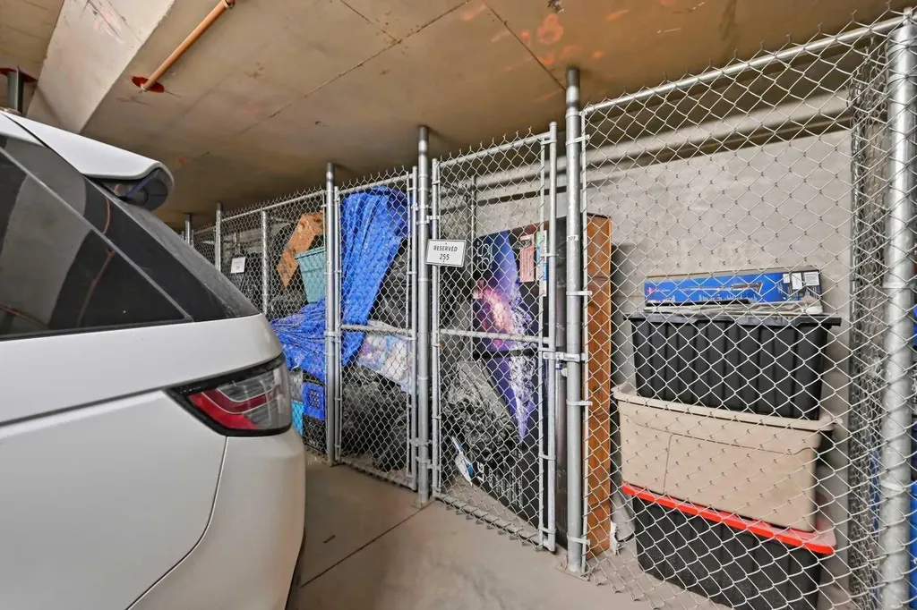 279 Copperpond Common SE Calgary AB T2Z 0S4