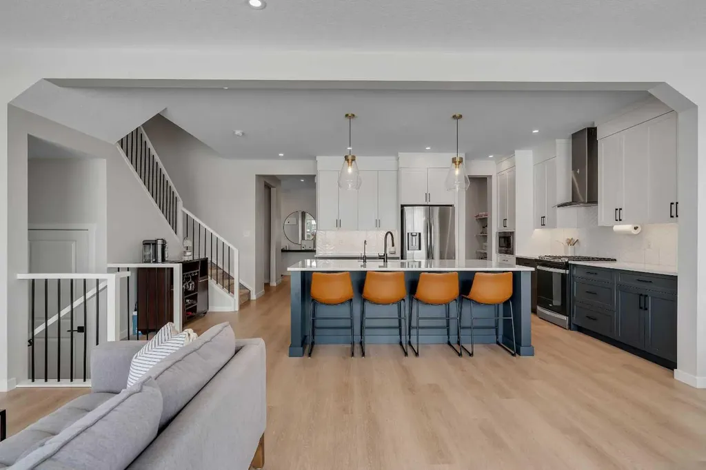 23 Savoy Terrace SE Calgary AB T3S 0C6
