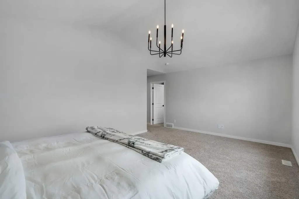 23 Savoy Terrace SE Calgary AB T3S 0C6