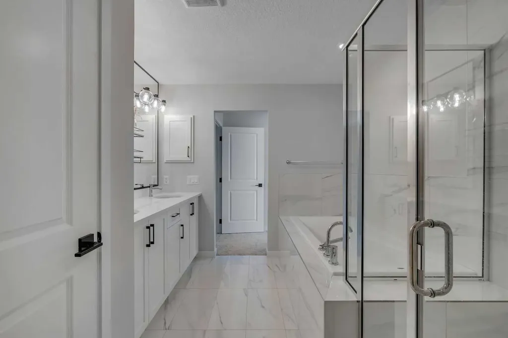 23 Savoy Terrace SE Calgary AB T3S 0C6