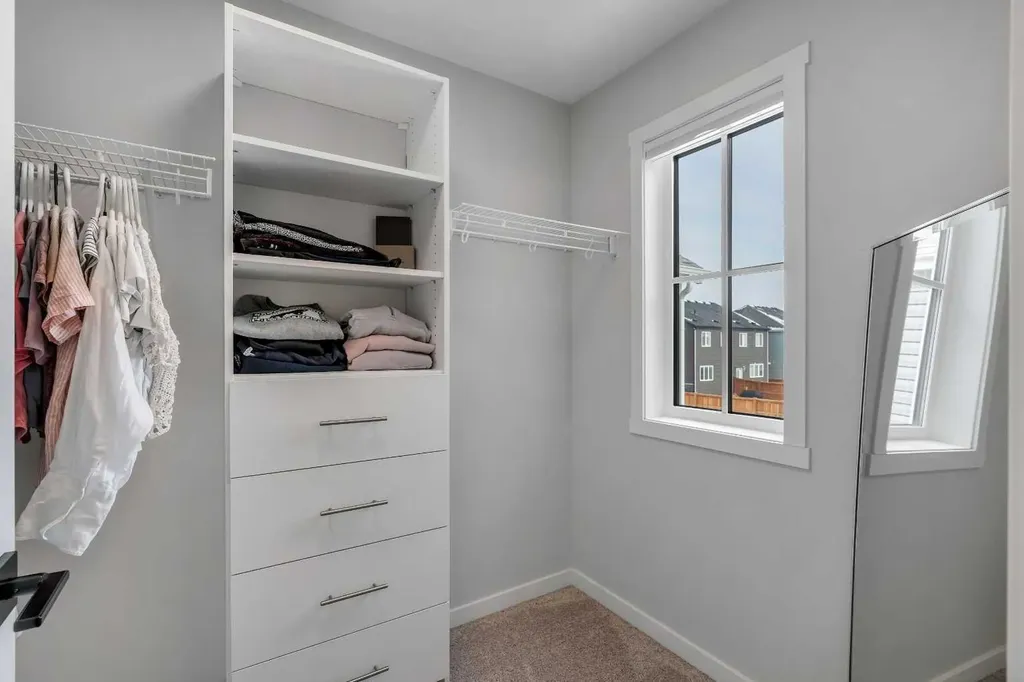 23 Savoy Terrace SE Calgary AB T3S 0C6