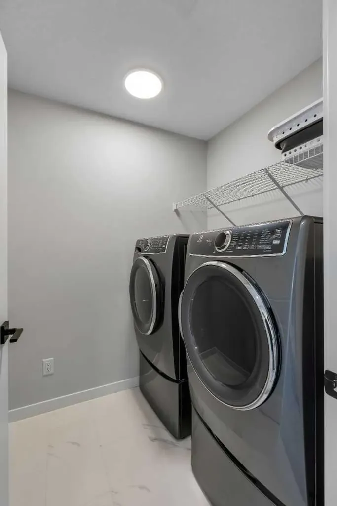 23 Savoy Terrace SE Calgary AB T3S 0C6