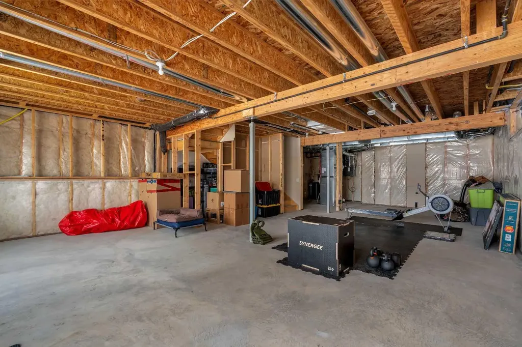 23 Savoy Terrace SE Calgary AB T3S 0C6