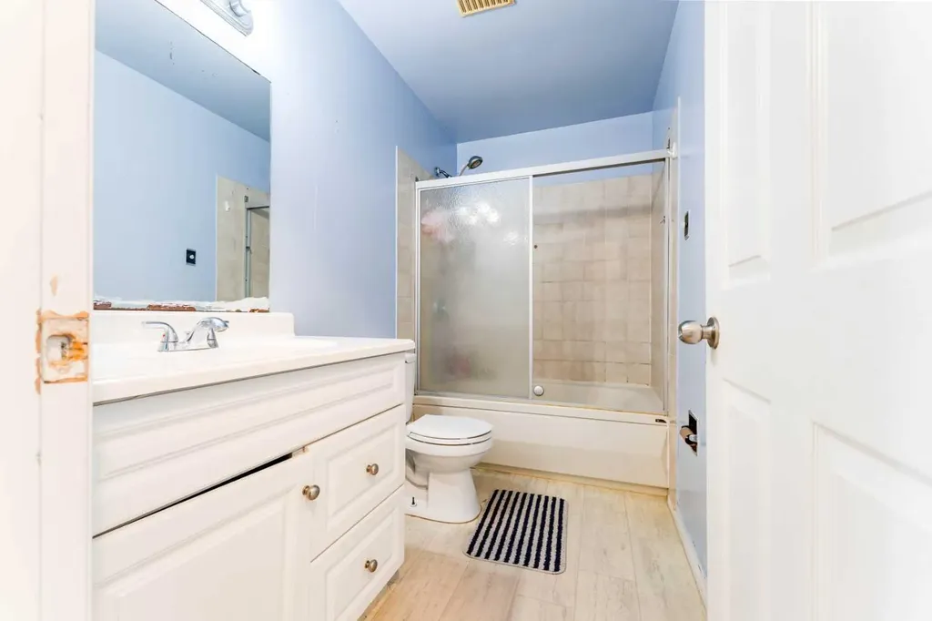 147 Templewood Drive NE Calgary AB T1Y 4M5