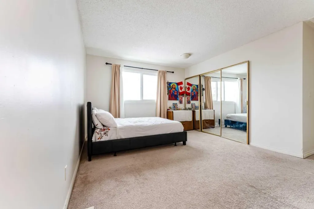 147 Templewood Drive NE Calgary AB T1Y 4M5