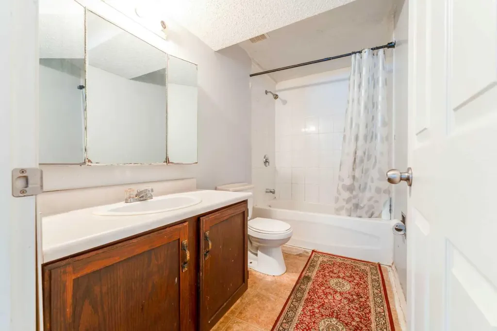 147 Templewood Drive NE Calgary AB T1Y 4M5