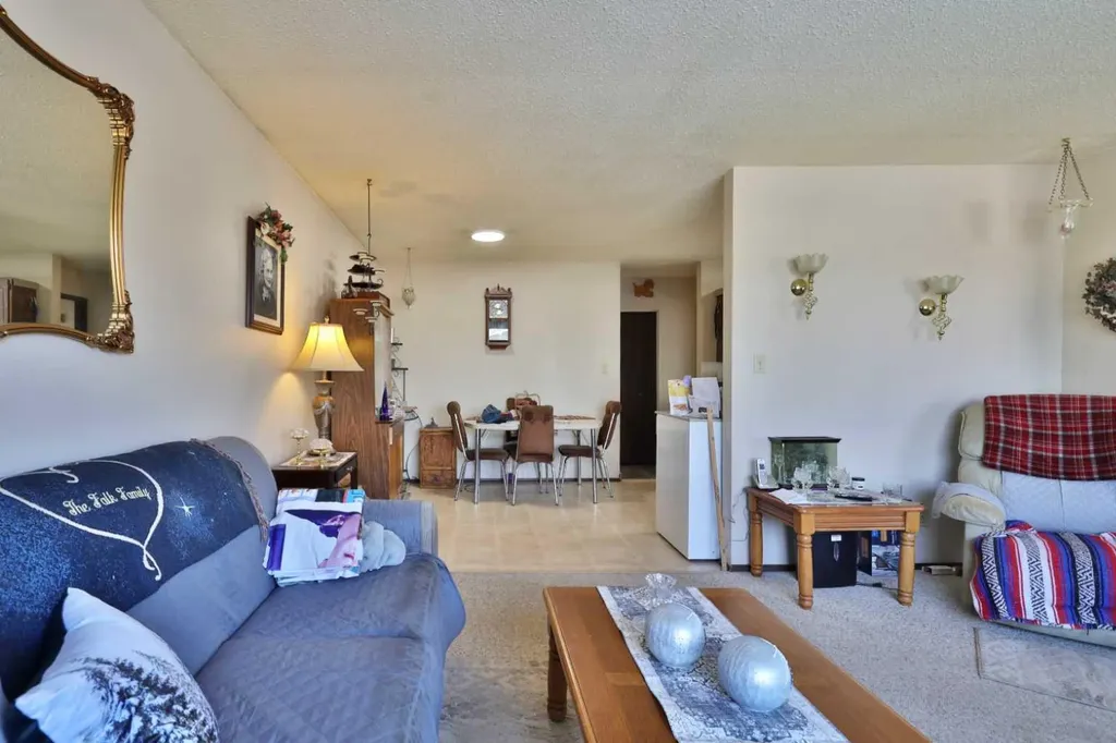 6403B 49 Avenue Camrose AB T4V 0P6