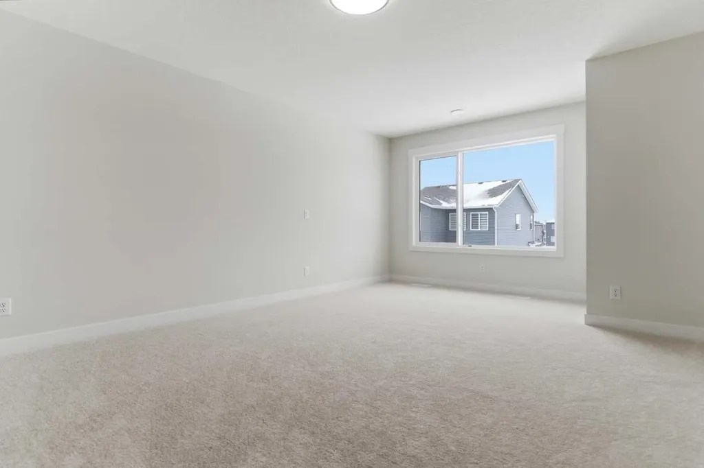 358 Corner Glen Way NE Calgary AB T3N 2P1