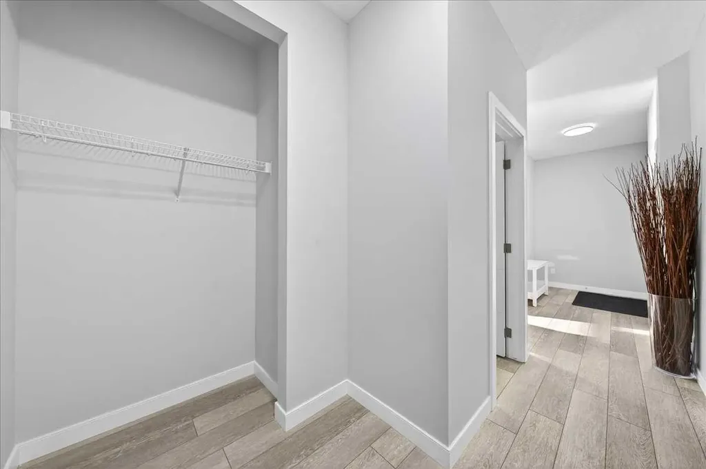 17 Belmont Green SW Calgary AB T2X5E3