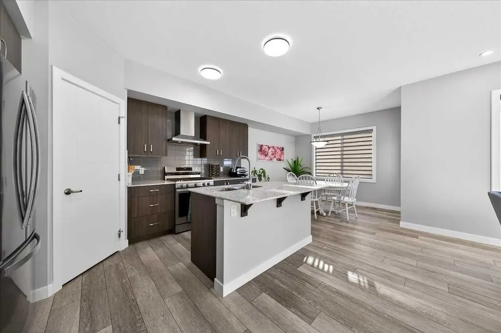17 Belmont Green SW Calgary AB T2X5E3
