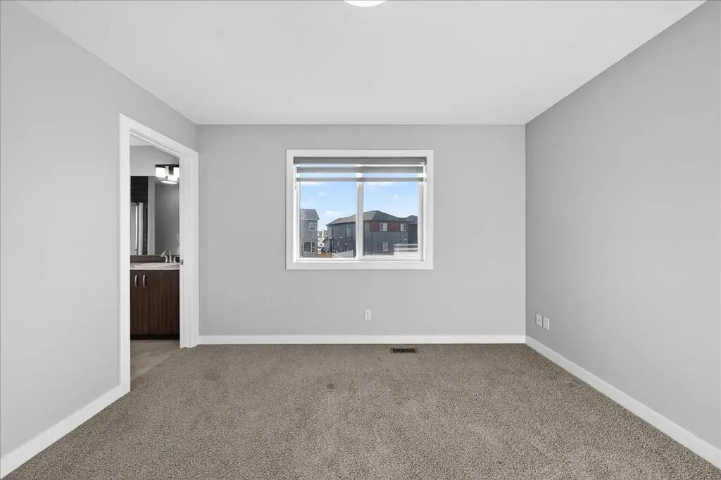 17 Belmont Green SW Calgary AB T2X5E3