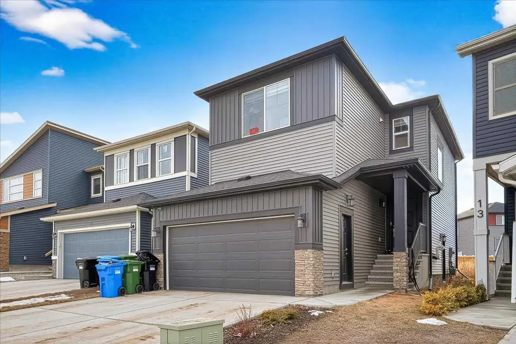 17 Belmont Green SW Calgary AB T2X5E3