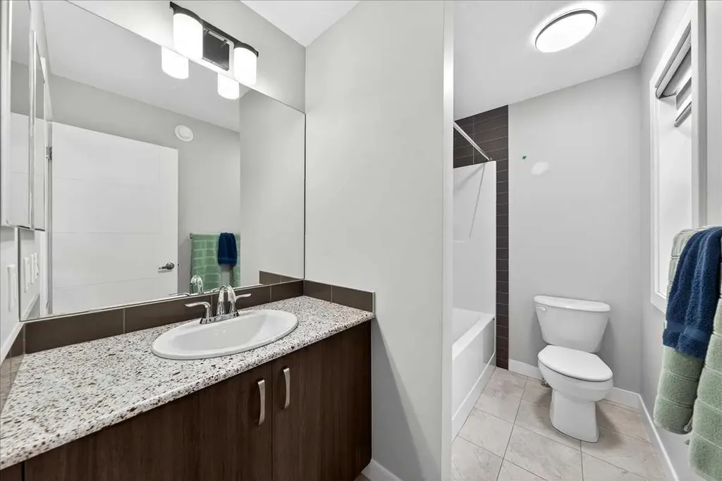 17 Belmont Green SW Calgary AB T2X5E3