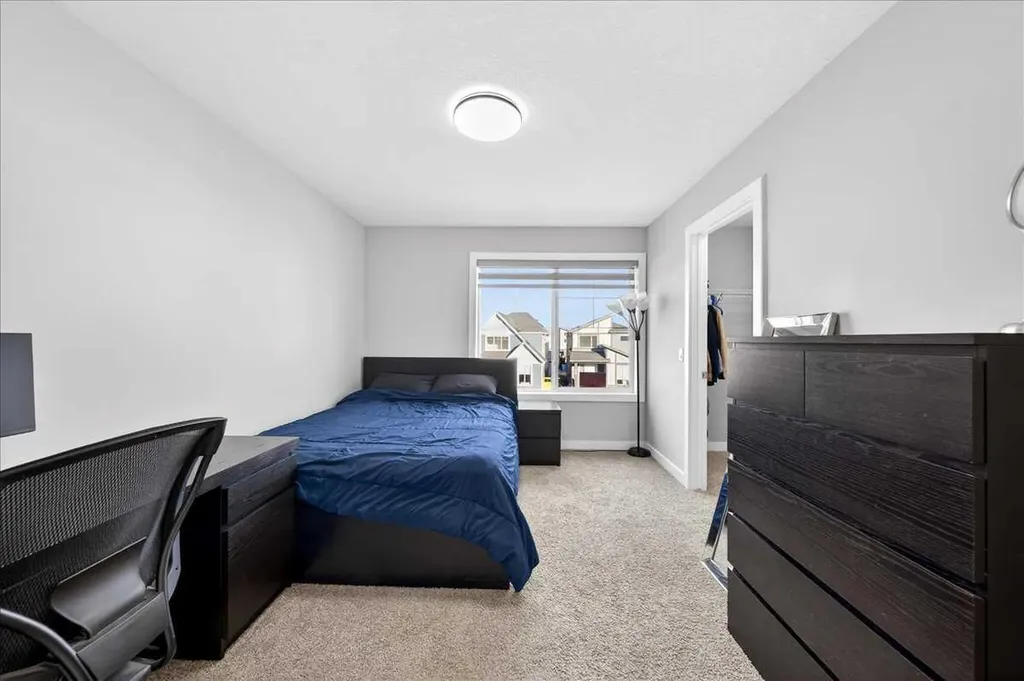 17 Belmont Green SW Calgary AB T2X5E3