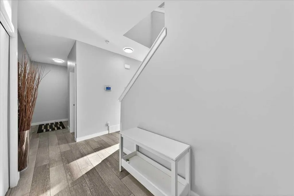 17 Belmont Green SW Calgary AB T2X5E3