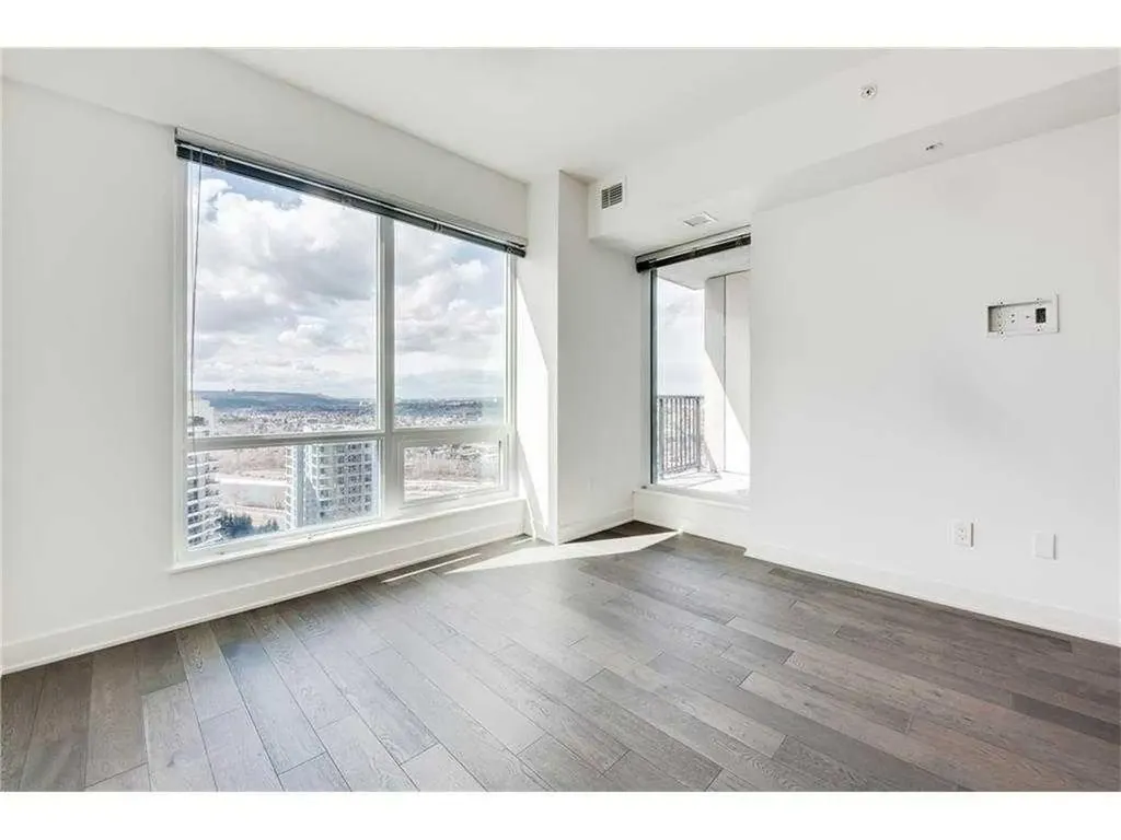 930 6 Avenue SW Calgary AB T2P 1J3