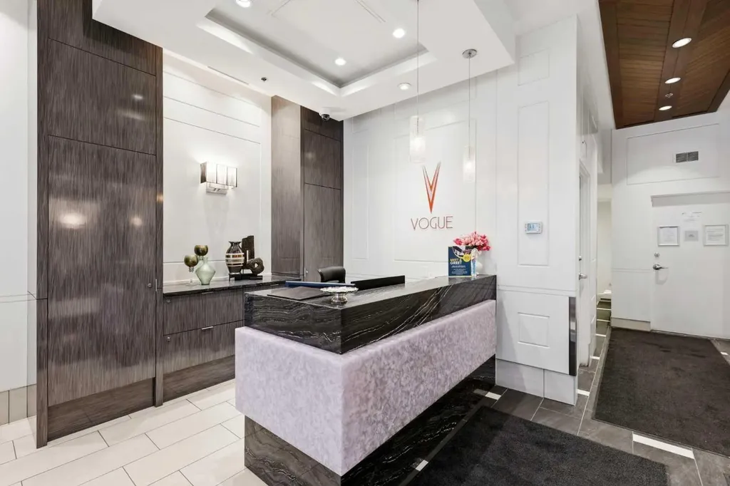 930 6 Avenue SW Calgary AB T2P 1J3