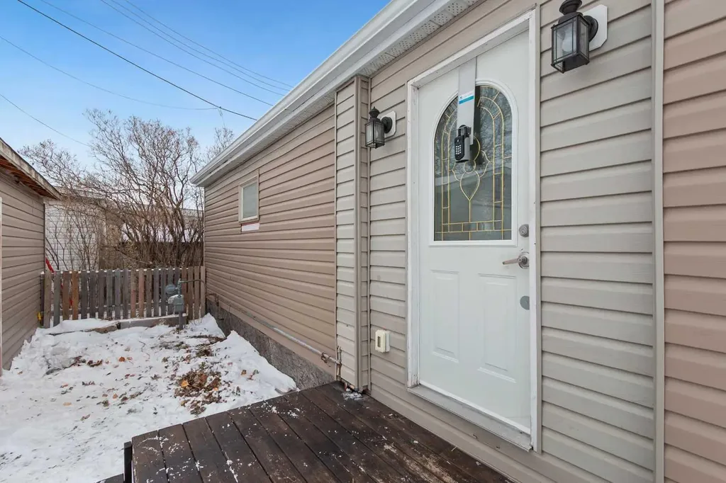 1 Park Avenue Carstairs AB T0M 0N0