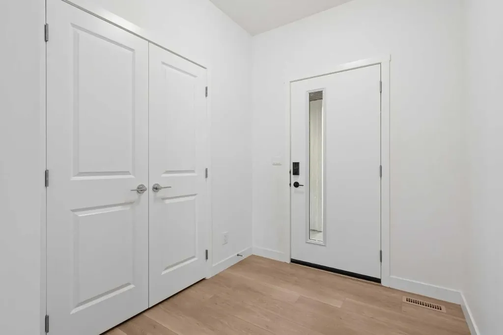 34 Wild Rose Bay SW Airdrie AB T4B 5X8