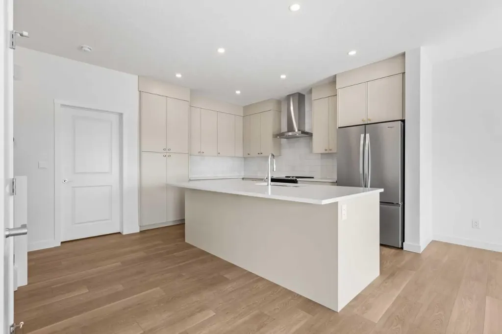 34 Wild Rose Bay SW Airdrie AB T4B 5X8