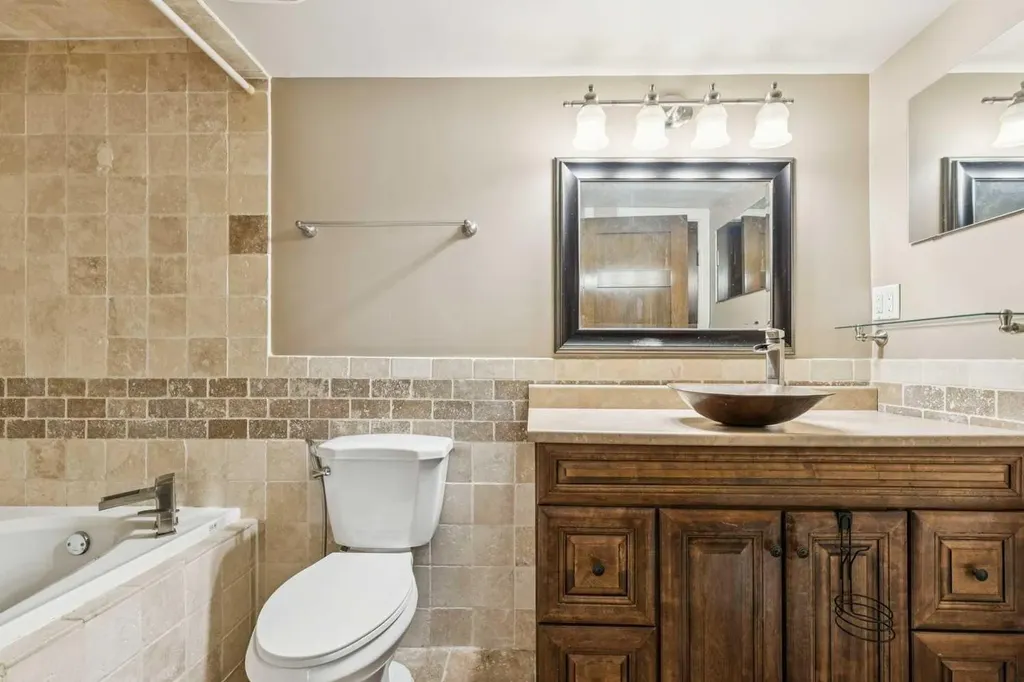 1915 26 Street SW Calgary AB T3E2A2