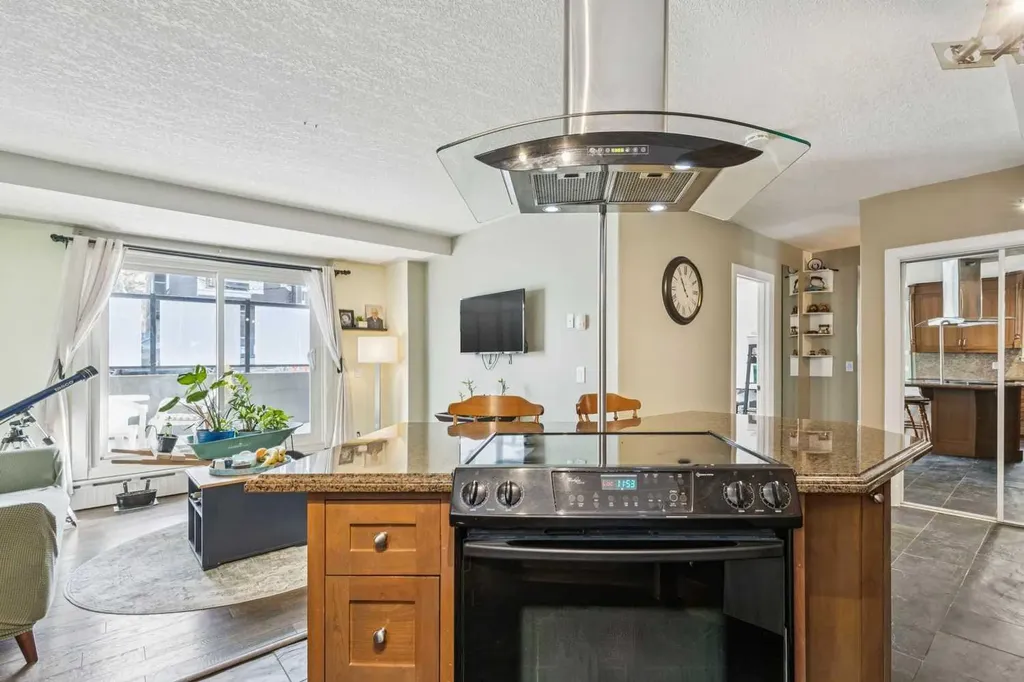 1915 26 Street SW Calgary AB T3E2A2