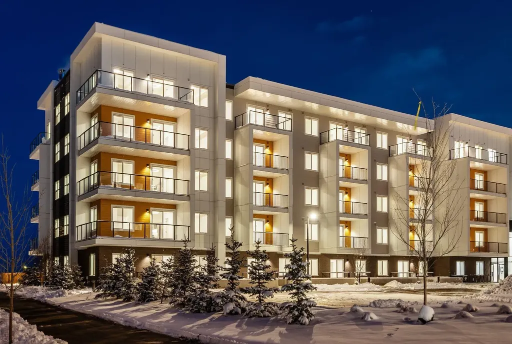 63 Corner Glen Crescent NE Calgary AB T3N2R6