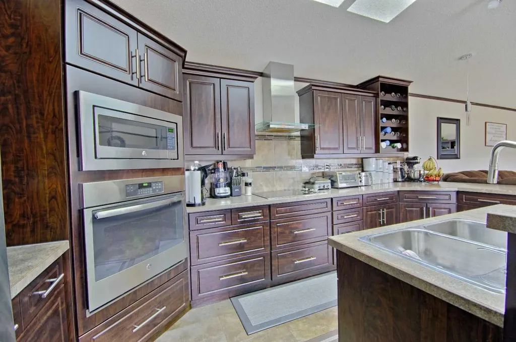 436 Melba Avenue Enchant AB T0K0V0