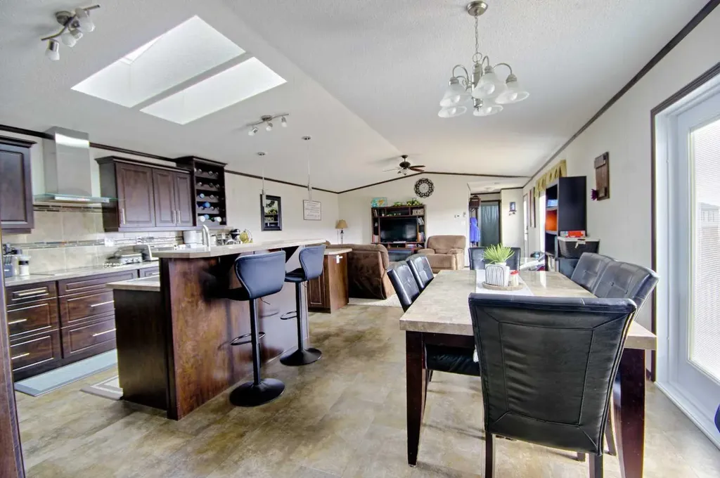 436 Melba Avenue Enchant AB T0K0V0