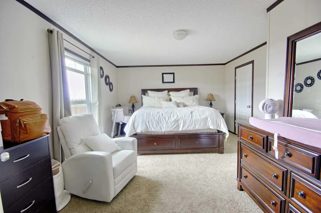 436 Melba Avenue Enchant AB T0K0V0