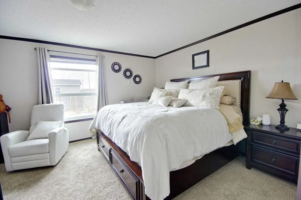 436 Melba Avenue Enchant AB T0K0V0