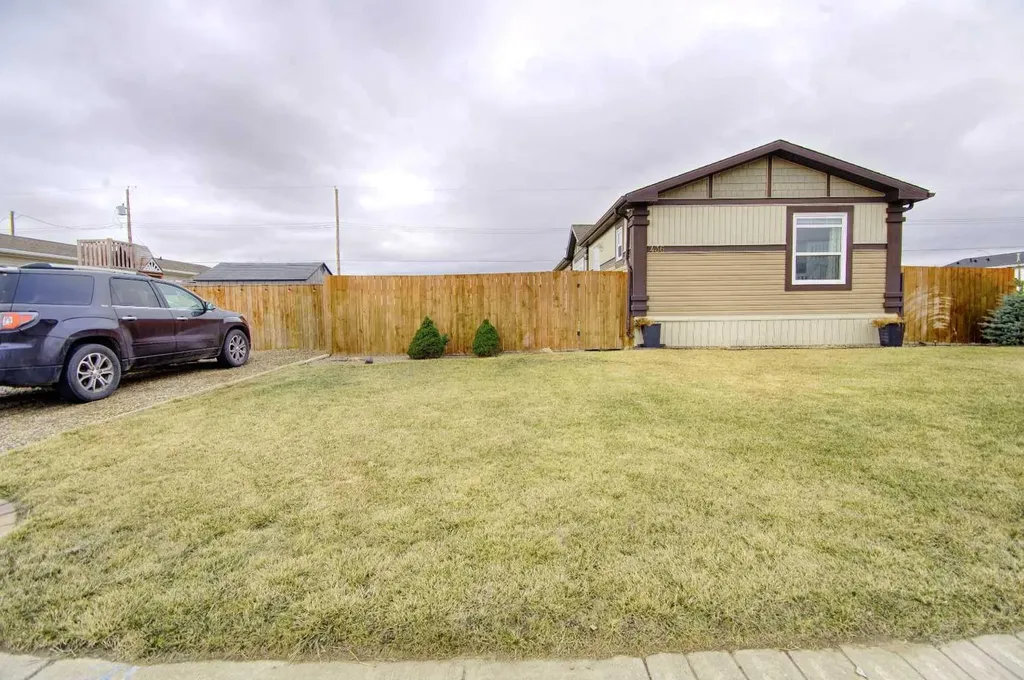 436 Melba Avenue Enchant AB T0K0V0