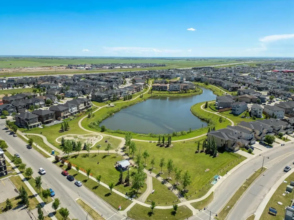5 Saddlestone Way NE Calgary AB T3J0S2