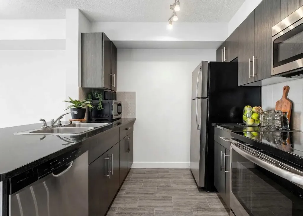 5 Saddlestone Way NE Calgary AB T3J0S2