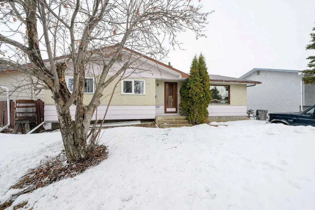 11421 96b Street Grande Prairie AB T8V3M8