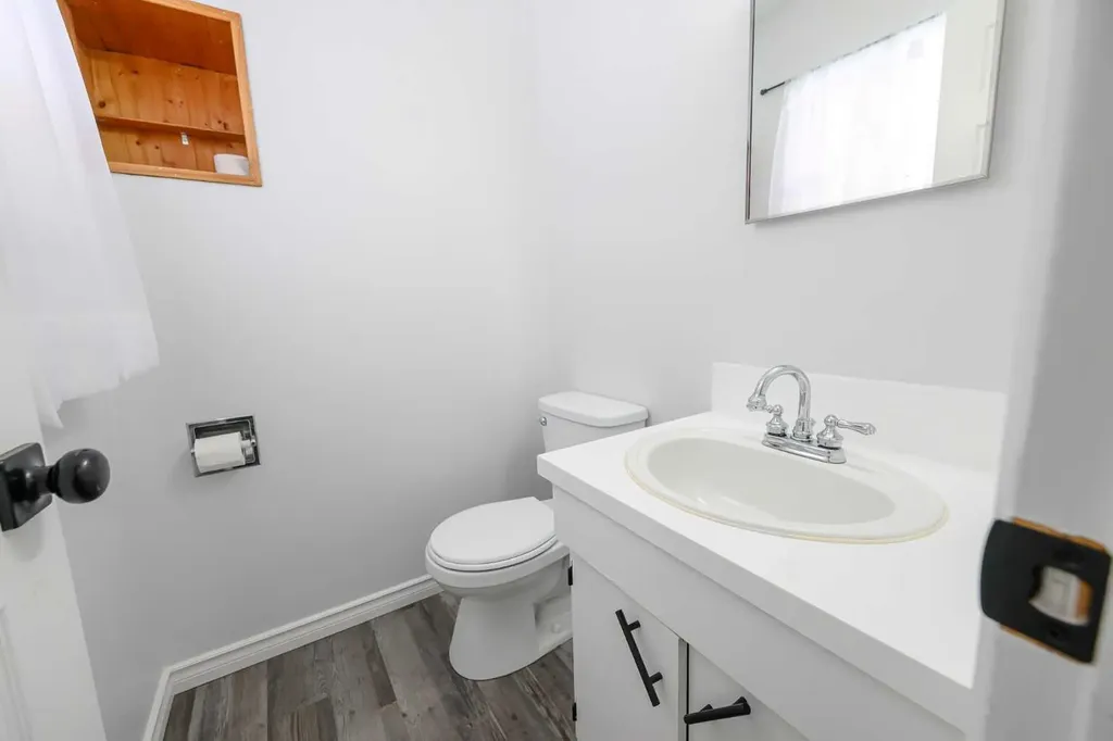 11421 96b Street Grande Prairie AB T8V3M8