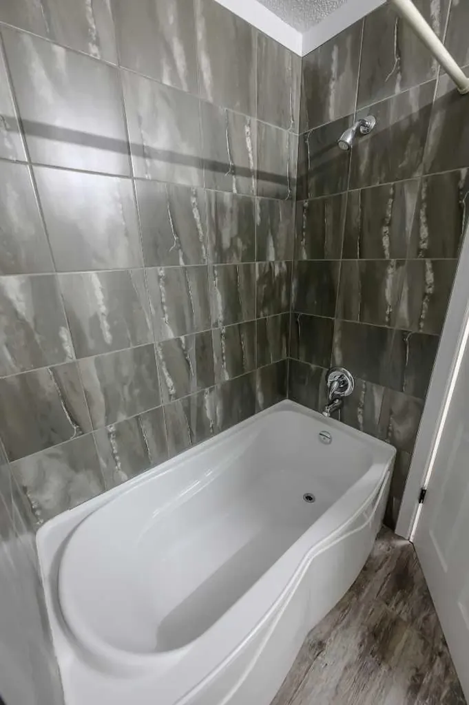 11421 96b Street Grande Prairie AB T8V3M8