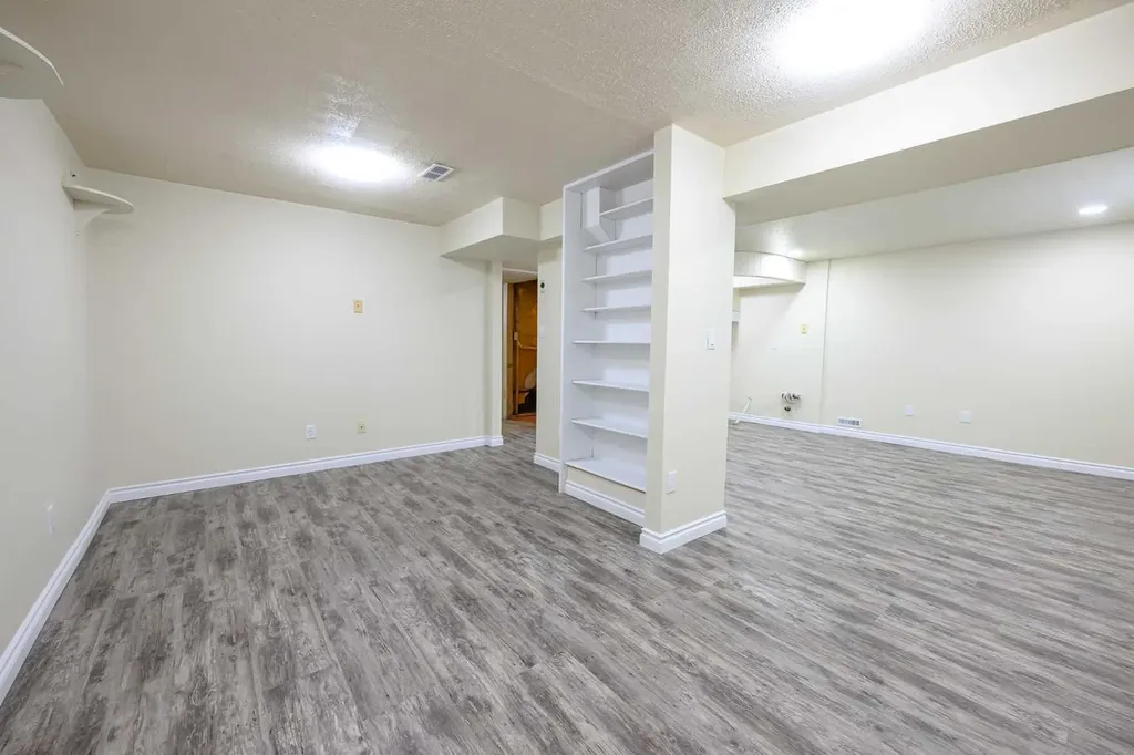 11421 96b Street Grande Prairie AB T8V3M8