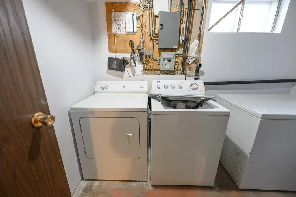 11421 96b Street Grande Prairie AB T8V3M8