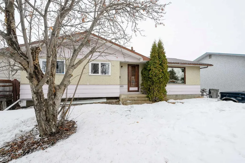 11421 96b Street Grande Prairie AB T8V3M8