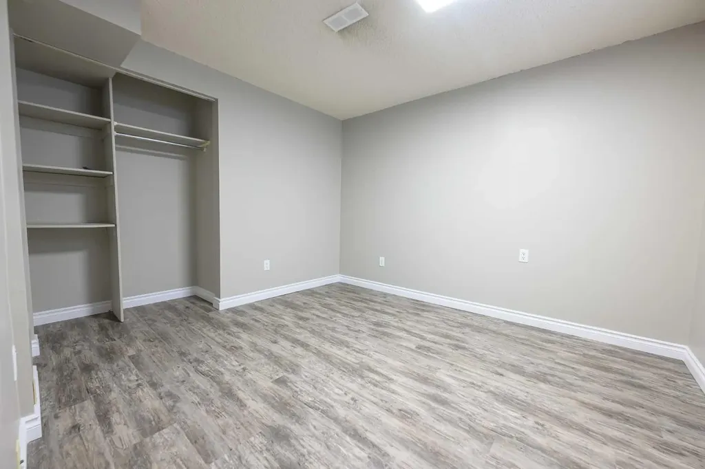 11421 96b Street Grande Prairie AB T8V3M8